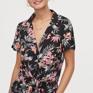 H&M Hawaiian Cropped Front-Tie Shirt